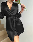 Elegantes Kurzkleid mit Gürtel für stilvolle Auftritte 3