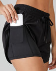 Sportliche Schwimmshorts mit praktischer Tasche 1
