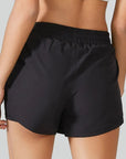 Sportliche Schwimmshorts mit praktischer Tasche 2