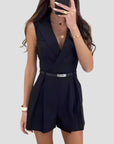 Ärmelloser Jumpsuit mit Wickeloptik für elegante Anlässe 0