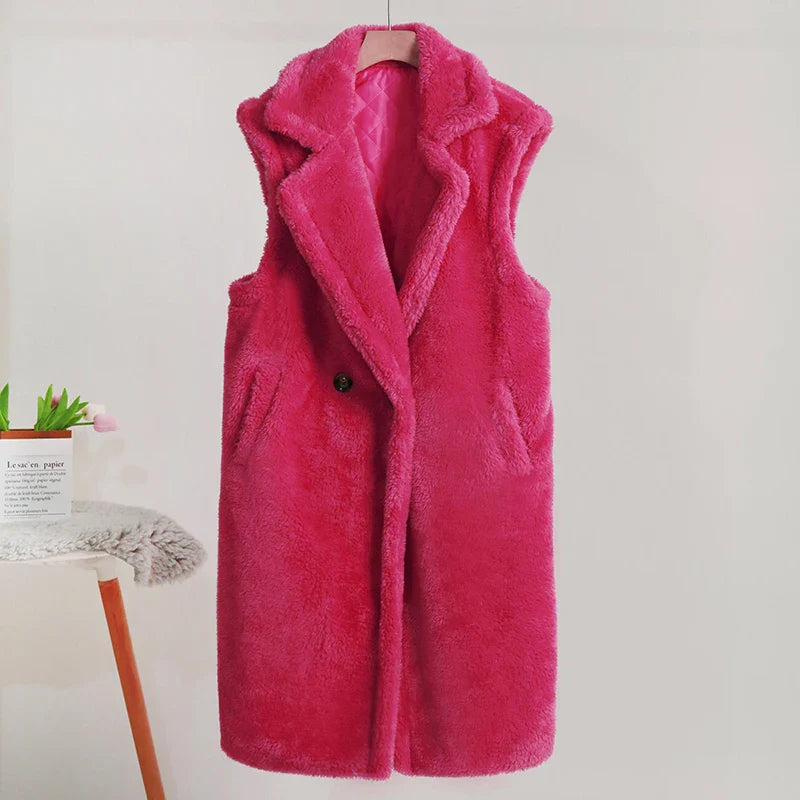 Ärmelloser Teddymantel für Elegante Wintertage 1