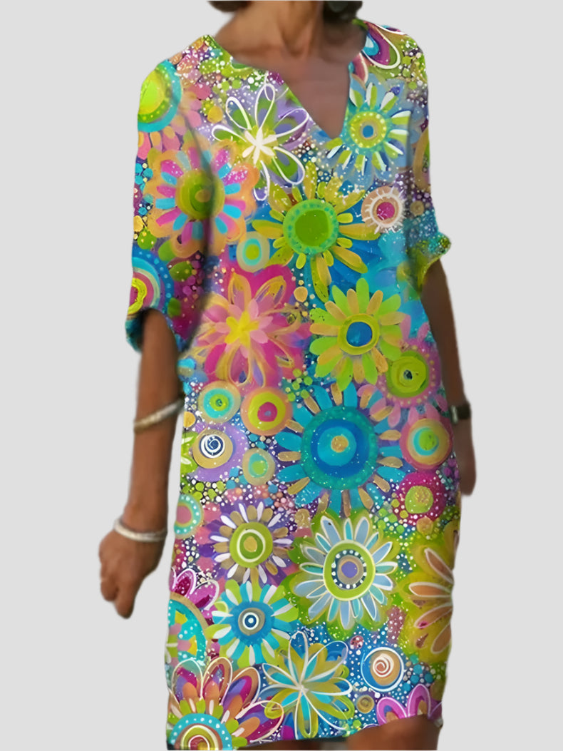 Blumenkleid mit V-Ausschnitt und floralem Design – Elegante Damenmode für jeden Anlass 1