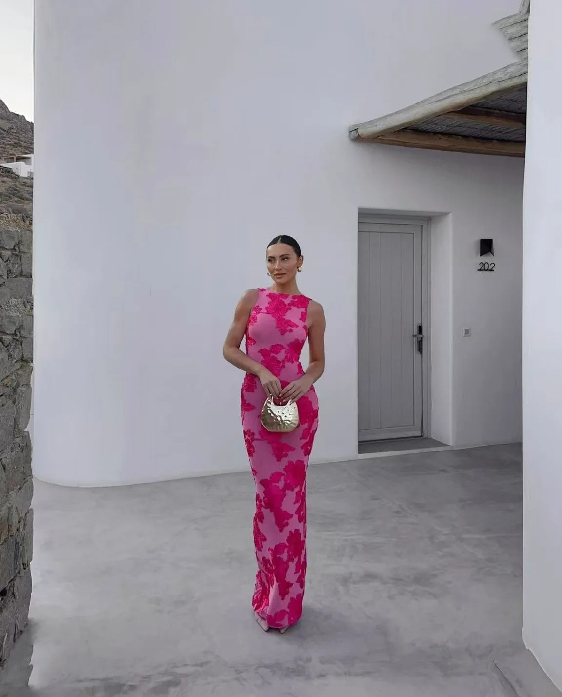 Blumenmaxikleid mit Figurbetontem Schnitt für Eleganz 1