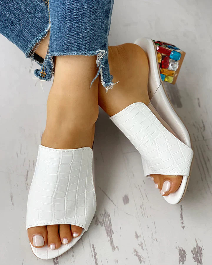Bunte Sandalen mit eleganter Blockabsatz 2