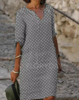 Damen Sommerkleid mit V-Ausschnitt und geometrischem Muster – Bequeme Passform für sonnige Tage 4