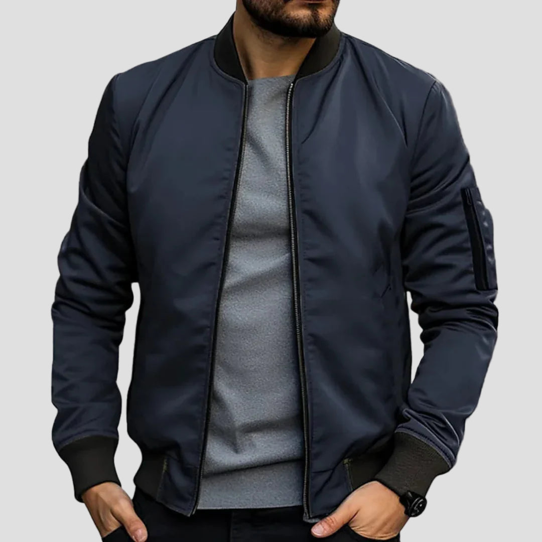 Elegante Bomberjacke mit modernem Schnitt 0