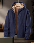Elegante Fleecejacke mit Kapuze für kalte Tage 7