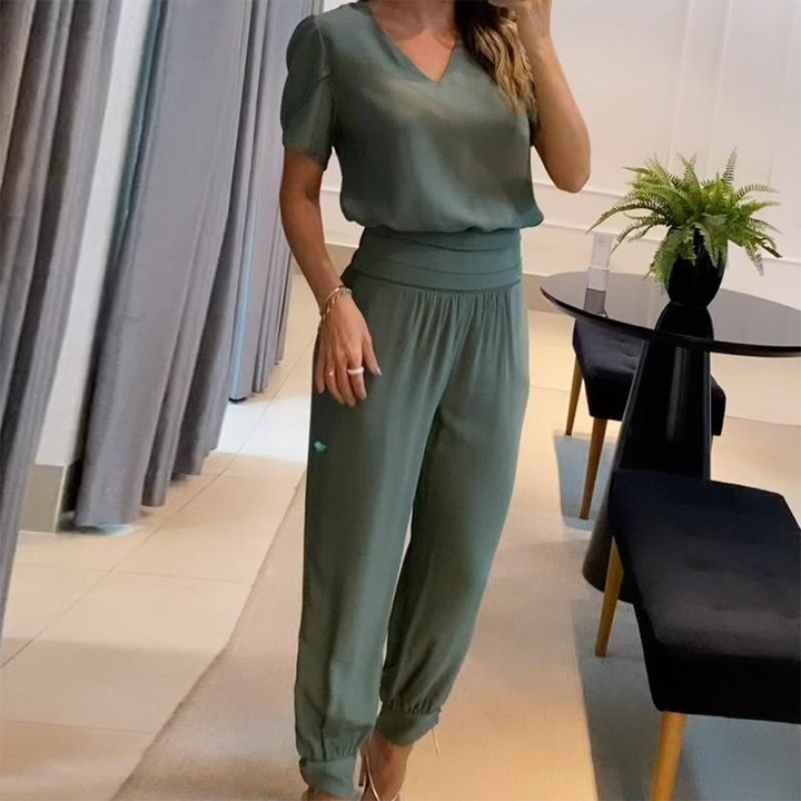 Eleganter Jumpsuit mit auffälligem Print und fließender Passform – Ideal für jeden Anlass 4