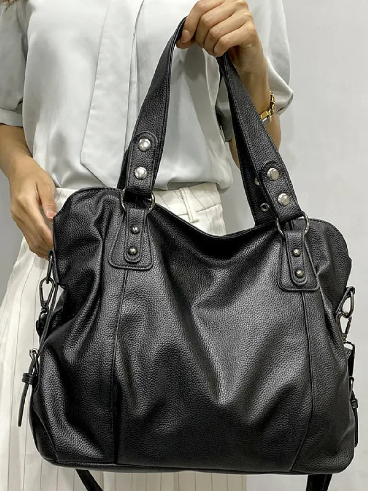 Elegante Ledertasche für stilvolle Anlässe 2