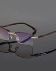 Elegante Lesebrille mit Blaulichtfilter für stilsicheres Sehen 1