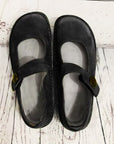 Elegante Schuhe mit raffinierten Details 4