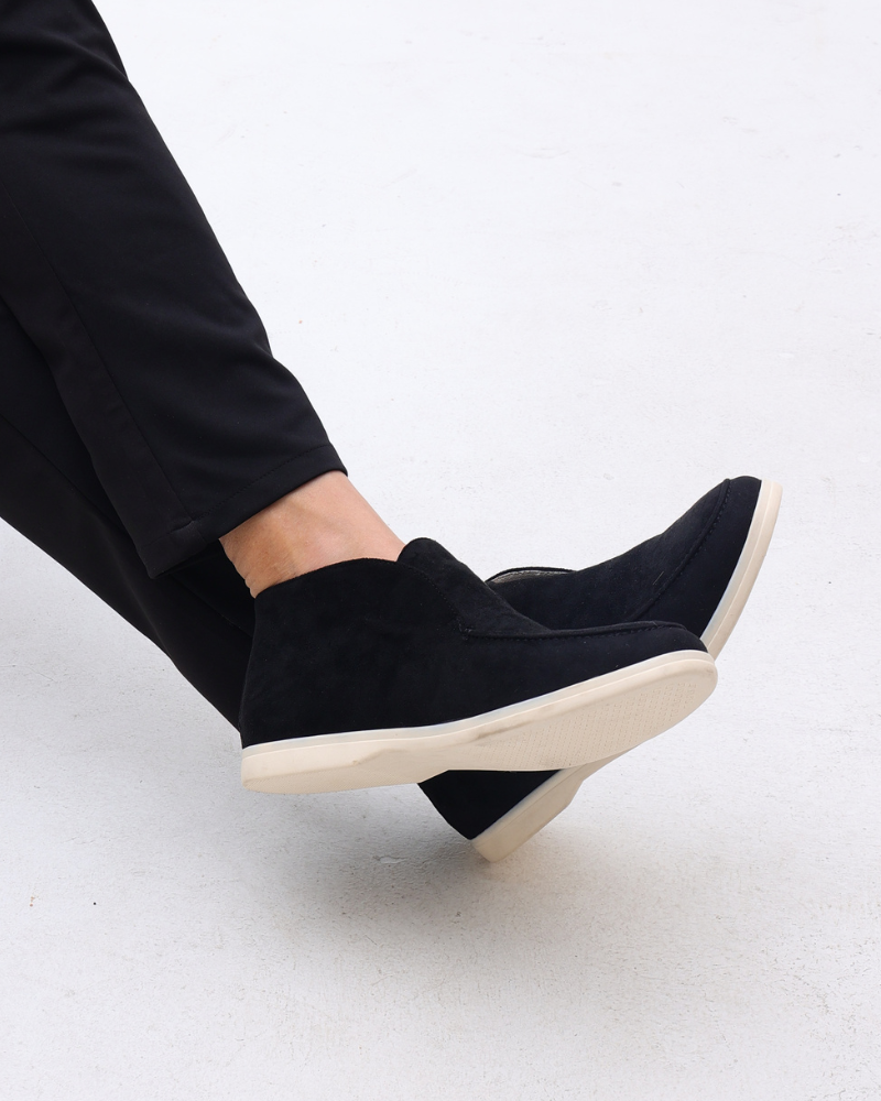 Elegante Wildleder Slipper Damen – Bequeme Mokassins mit Robuster Ledersohle für Jeden Anlass 2