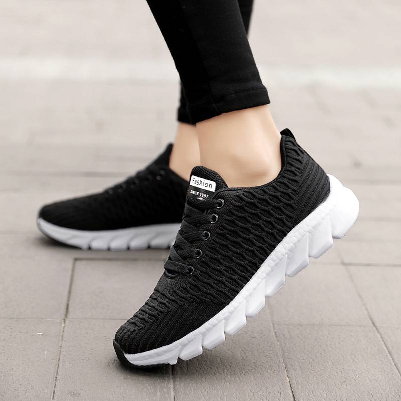 Elegante Sneaker mit Memory-Schaum für perfekten Komfort 3