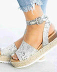 Elegante Sommerschuhe mit stilvollem Design 9
