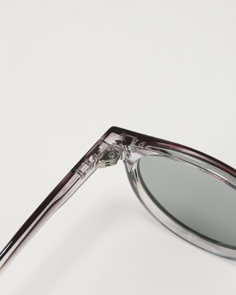 Elegante Sonnenbrille mit UV-Schutz für Sommer 4