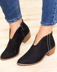Elegante Stiefel mit verführerischem V-Ausschnitt 2