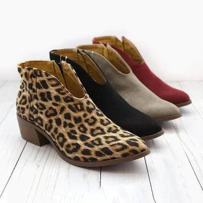 Elegante Stiefel mit verführerischem V-Ausschnitt 3