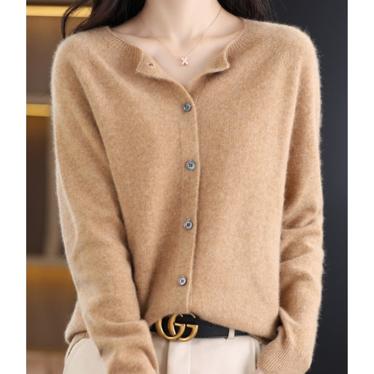 Elegante Strickjacke mit Rundhalsausschnitt für jeden Anlass 11