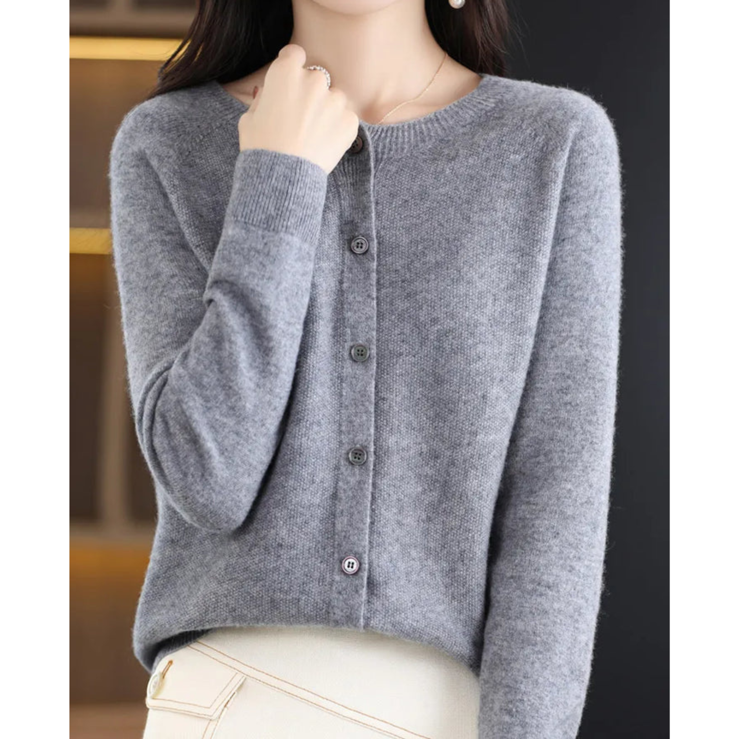 Elegante Strickjacke mit Rundhalsausschnitt für jeden Anlass 6