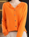 Elegante Strickjacke mit Rundhalsausschnitt für jeden Anlass 7