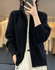 Elegante Strickjacke mit hohem Kragen 2