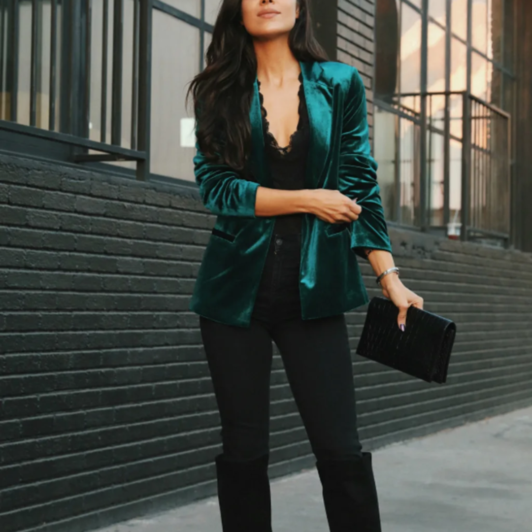 Eleganter Damenblazer mit Femininer Silhouette 2