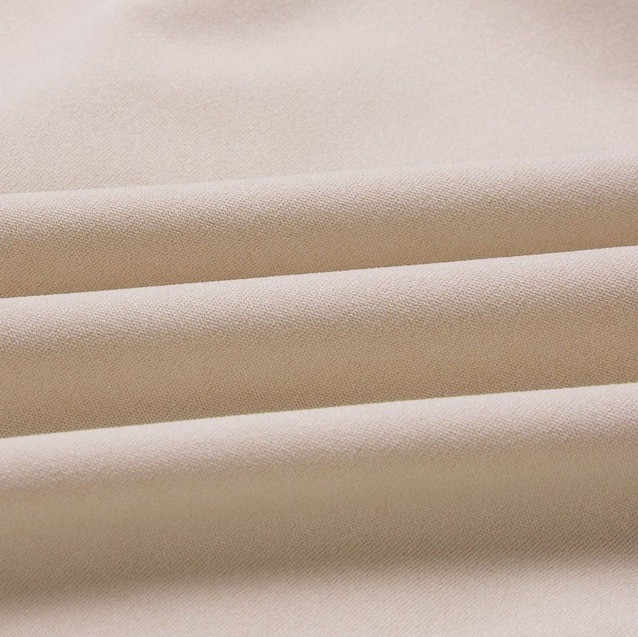 Eleganter Jumpsuit aus leichtem Material für festliche Anlässe – Fließende Passform und vielseitig einsetzbar 7