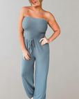Eleganter Jumpsuit mit V-Ausschnitt für besondere Anlässe 4