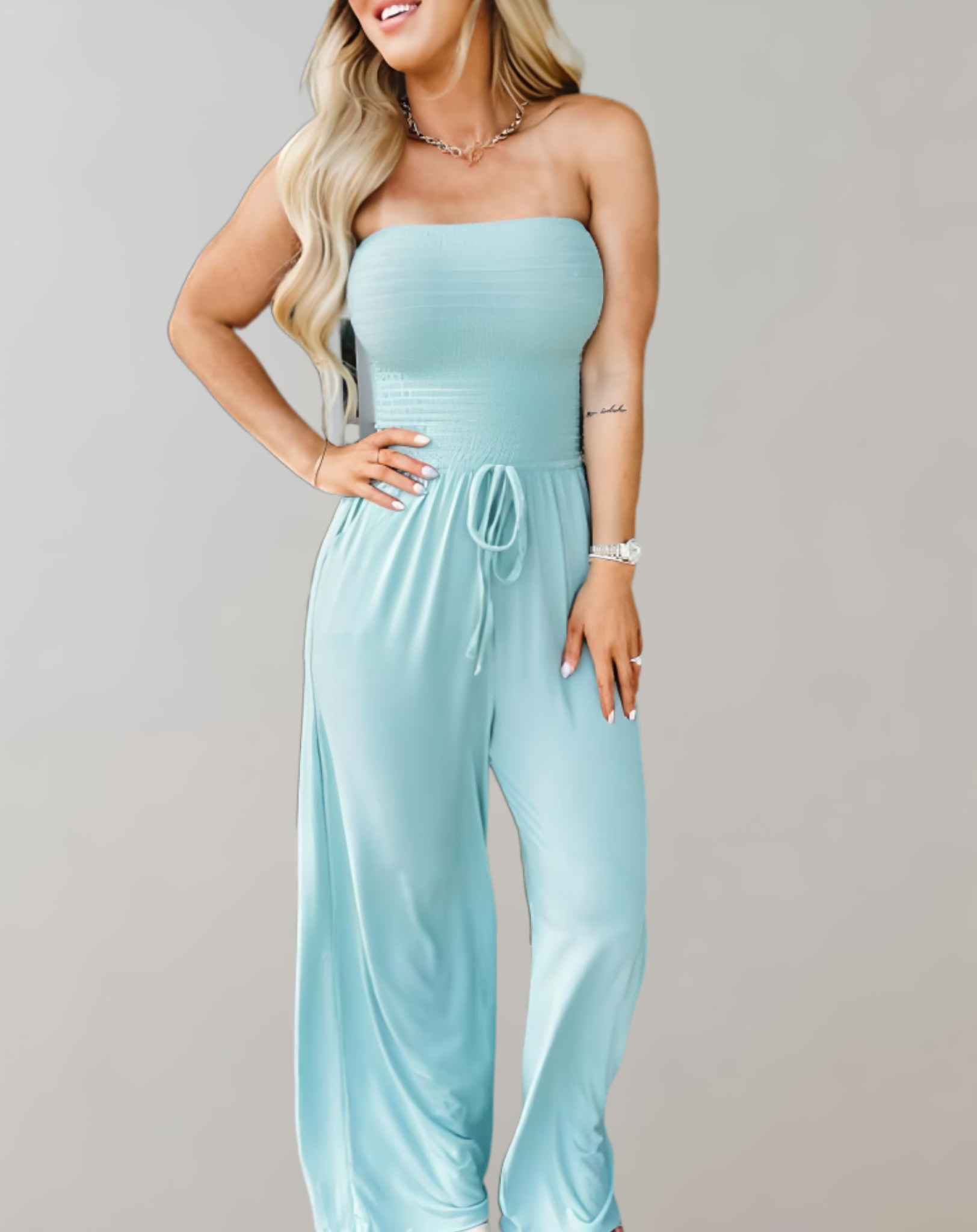 Eleganter Jumpsuit mit V-Ausschnitt für besondere Anlässe 5