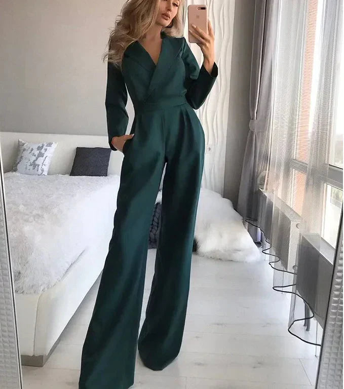 Eleganter taillierter Jumpsuit aus dehnbarem Stoff für feminine Silhouette 3