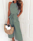 Eleganter Jumpsuit mit weitem Bein und tailliertem Design für besondere Anlässe 4