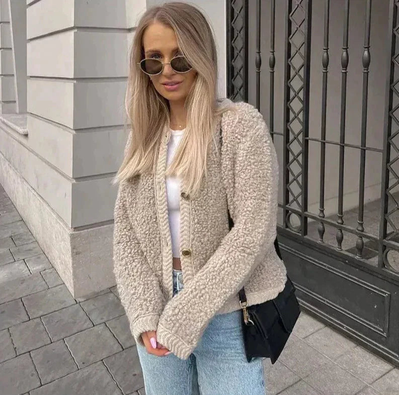 Eleganter Teddymantel für Stilvolle Momente 1
