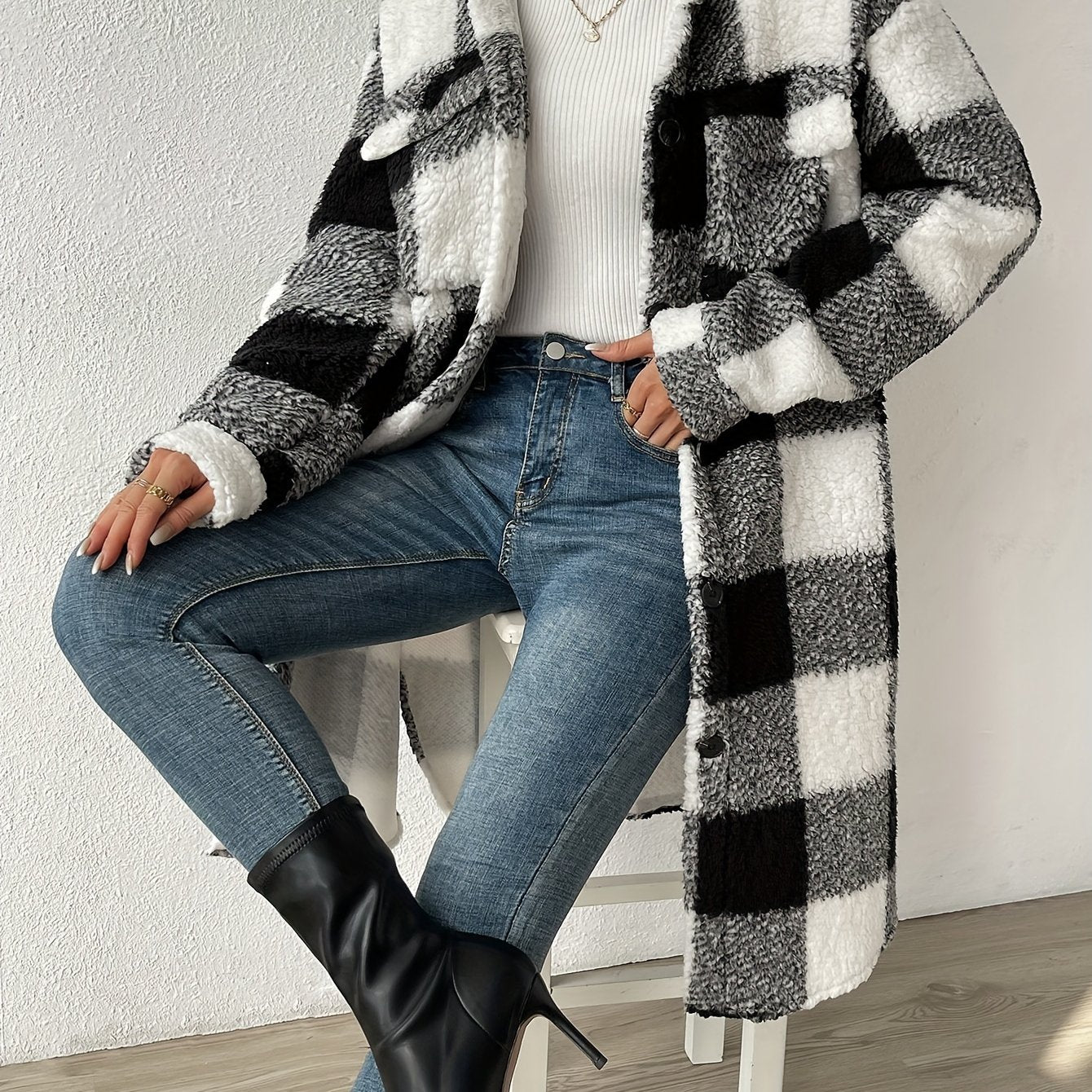 Eleganter Teddymantel mit Kuschelwarm Effekt 1