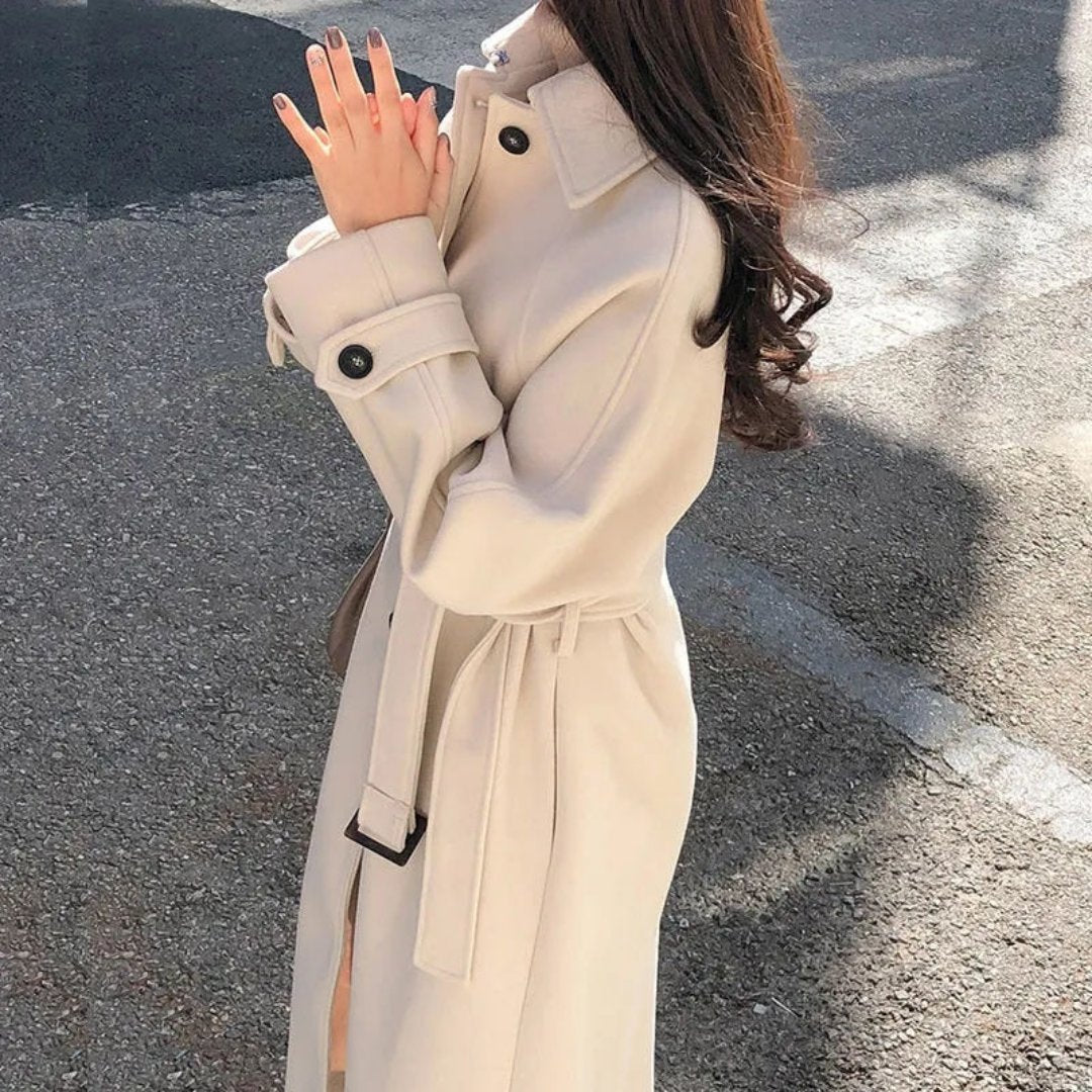 Eleganter Trenchcoat in Beige für stilvolle Auftritte 1