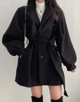 Eleganter Trenchcoat mit Gürtel für besondere Anlässe 3