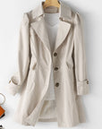 Eleganter Trenchcoat mit Kapuze für jede Gelegenheit 1