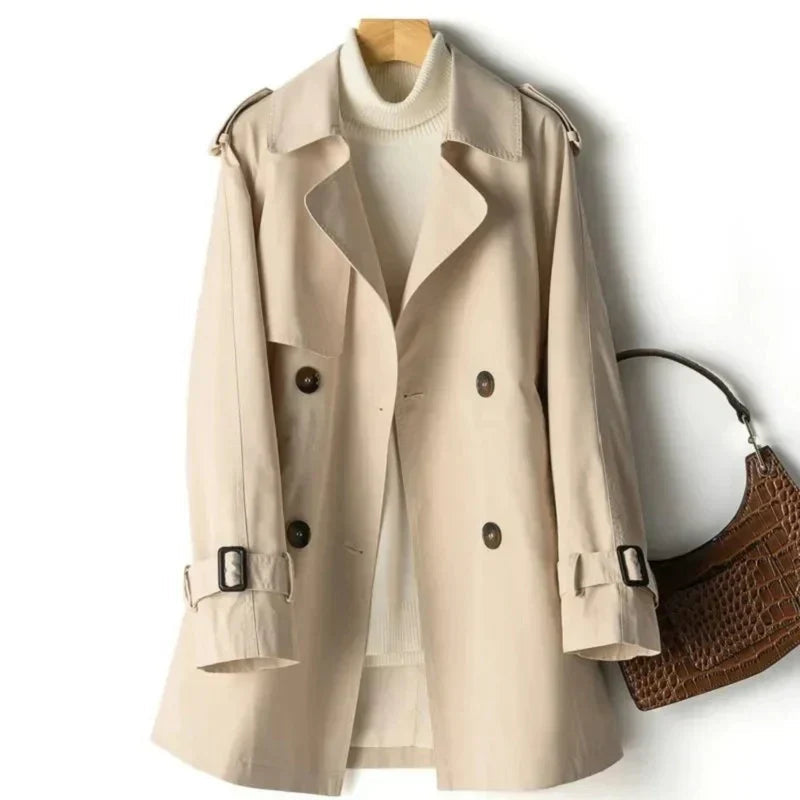 Eleganter Trenchcoat mit tailliertem Schnitt 1