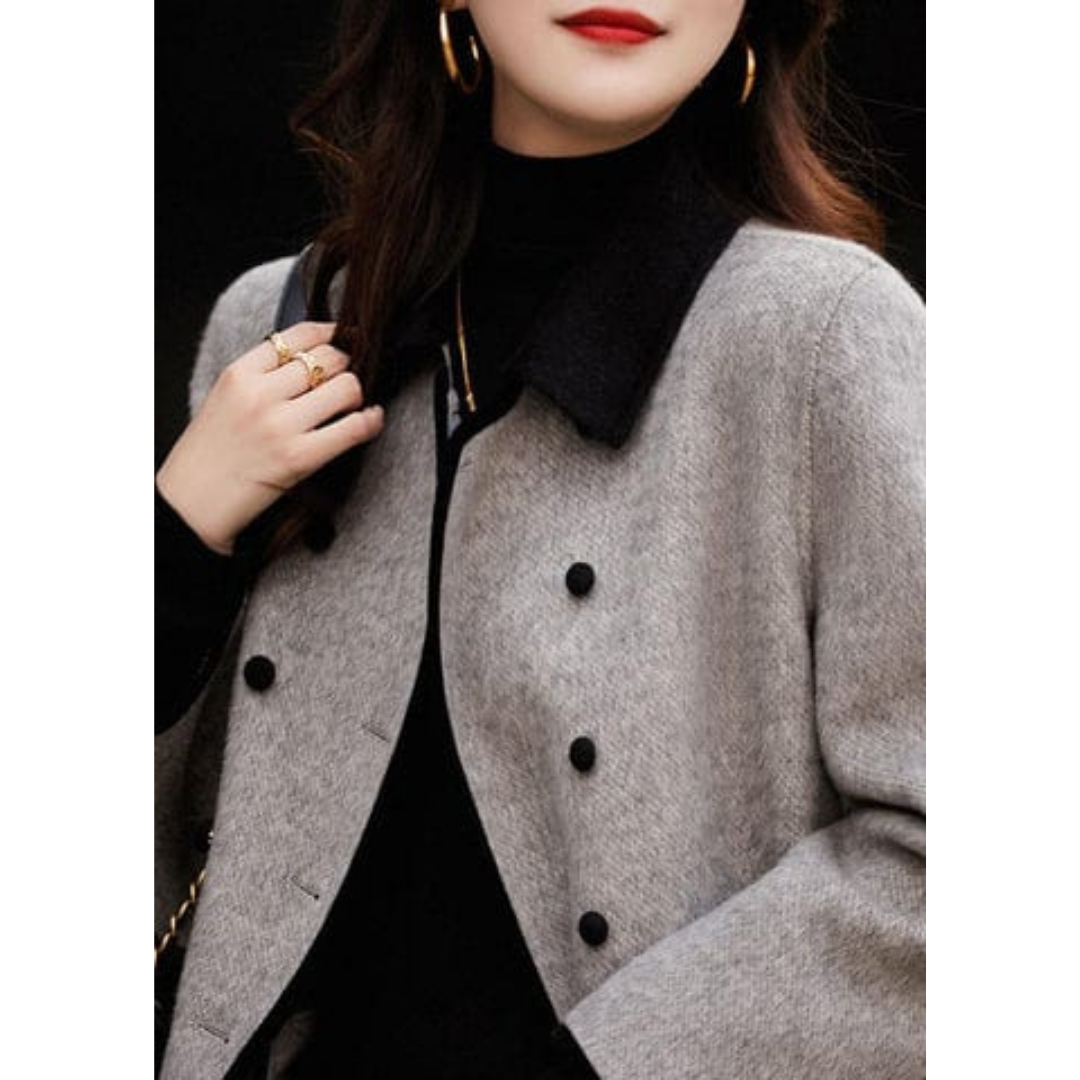 Eleganter Trenchcoat mit zeitloser Silhouette 1