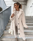 Eleganter Wintermantel mit flauschigem Komfort 0