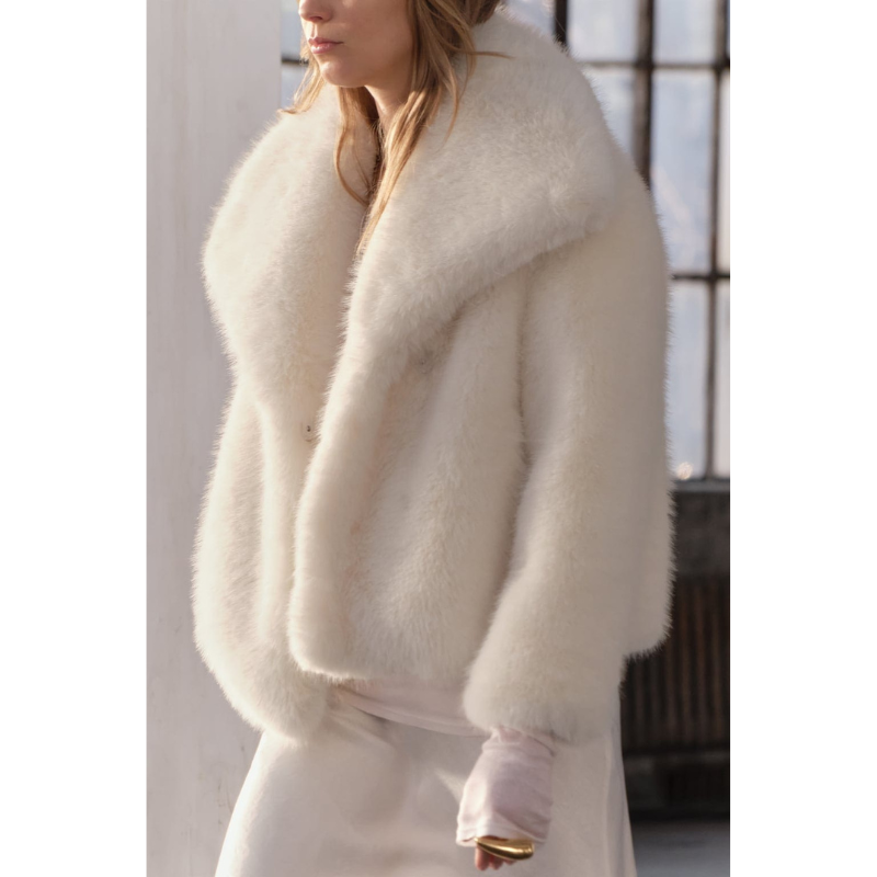 Eleganter Wintermantel mit luxuriöser Wärme 2