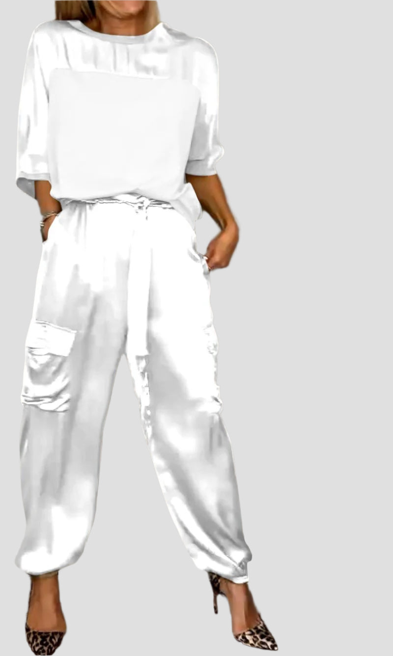 Eleganter Damen Zweiteiler aus Satin für Sommeranlässe – Stilvolles Hemd und maßgeschneiderte Hose 1