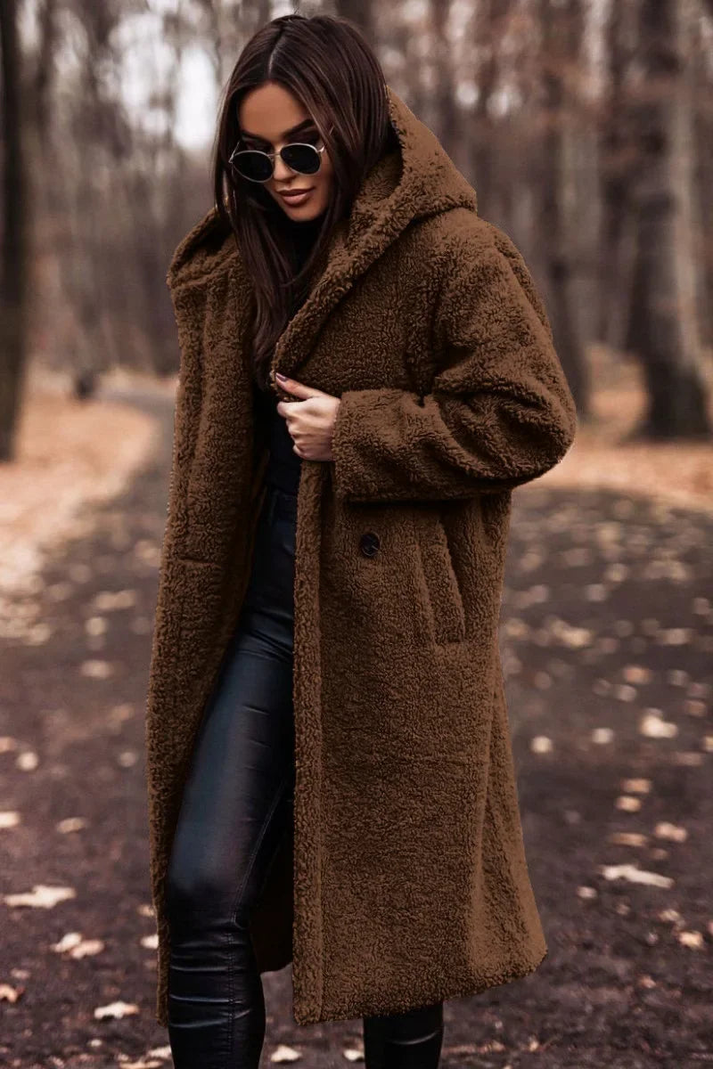 Eleganter langer Wintermantel mit Kapuze 6