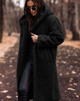 Eleganter langer Wintermantel mit Kapuze 8
