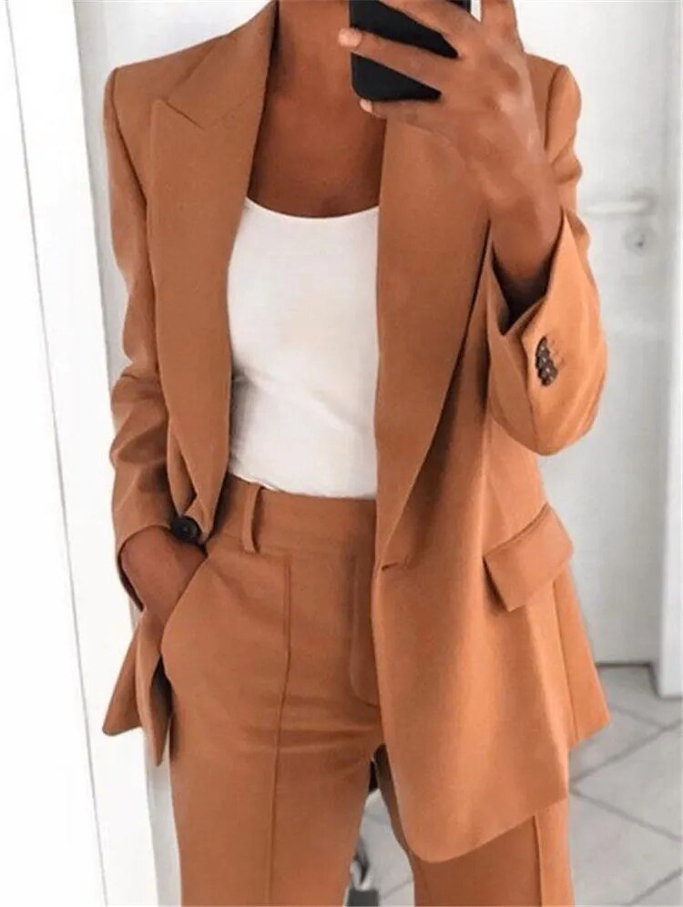 Elegantes Damen Anzug Set – Zweiteiliges Outfit für Büro und besondere Anlässe 4