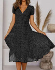 Elegantes Damenkleid aus Leinen mit V-Ausschnitt und A-Linie – Vielseitig und Pflegeleicht 6