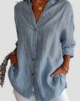 Elegantes Button-Down-Hemd aus atmungsaktivem Material für vielseitige Anlässe 1