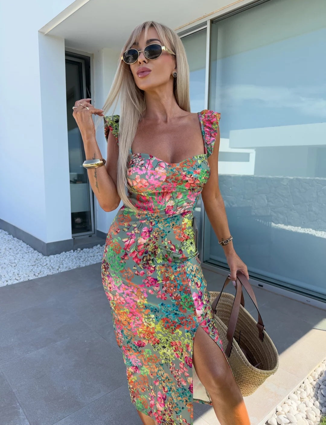 Elegantes Midikleid mit Floralem Muster für Festlichkeiten 2