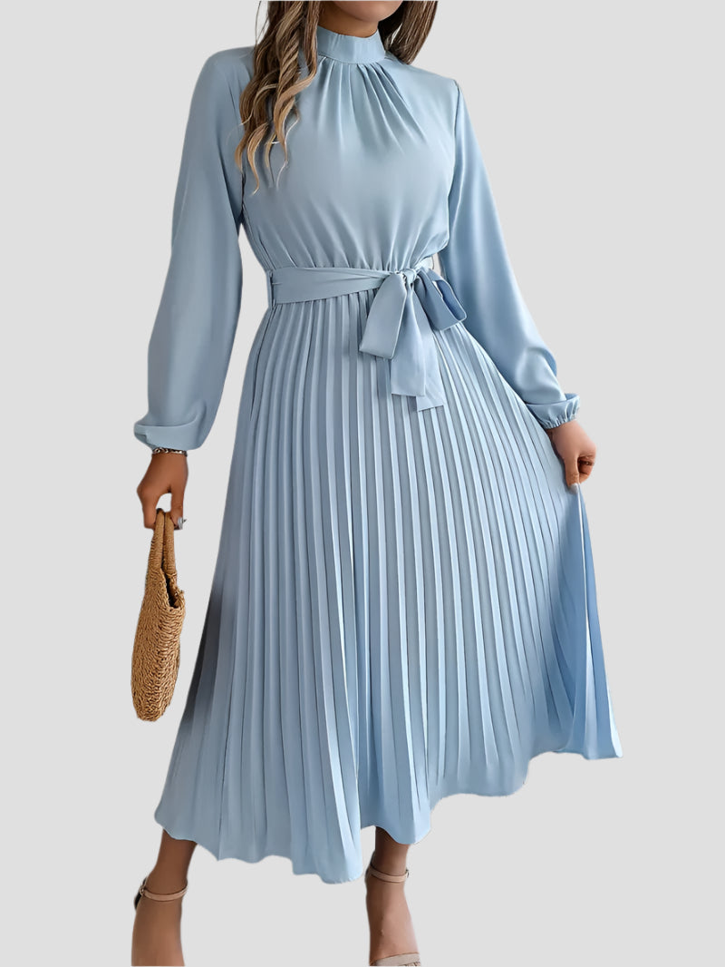 Elegantes Midikleid mit plissiertem Design 0