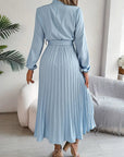 Elegantes Midikleid mit plissiertem Design 1