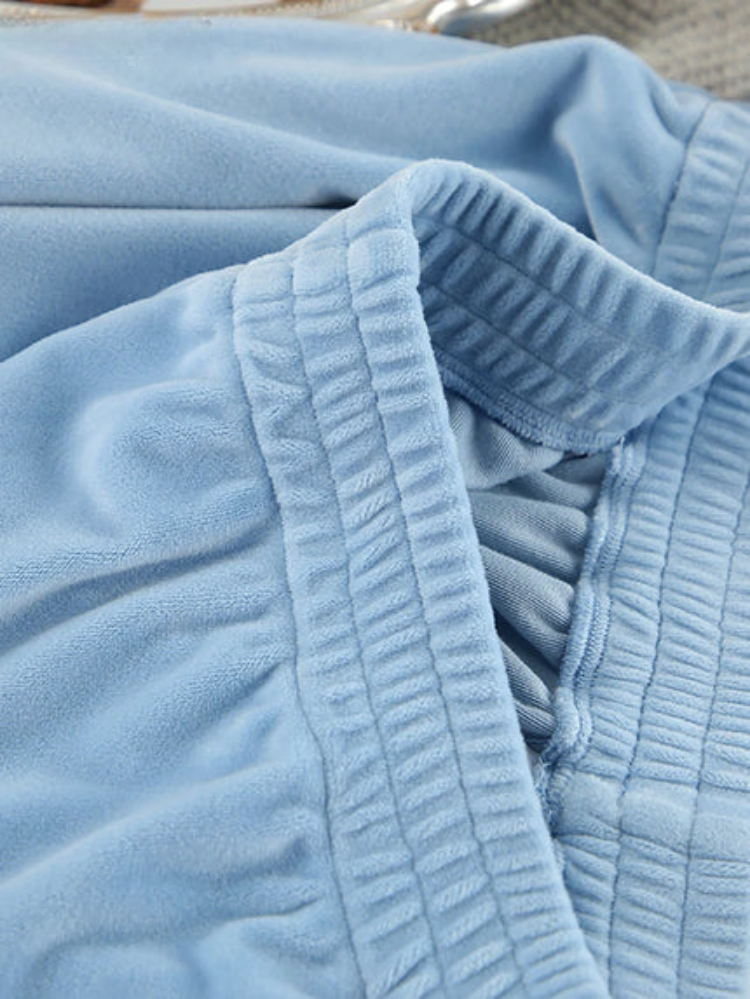 Elegantes Pyjama Set für entspannte Nächte 4